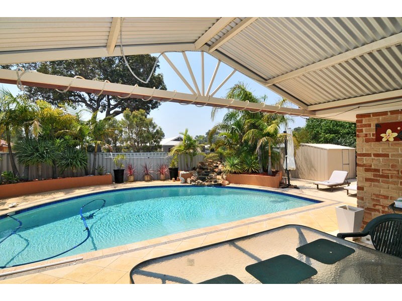 15 Wattleglen Avenue, Erskine WA 6210