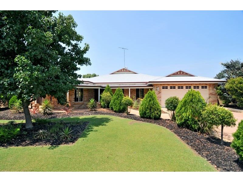 15 Wattleglen Avenue, Erskine WA 6210