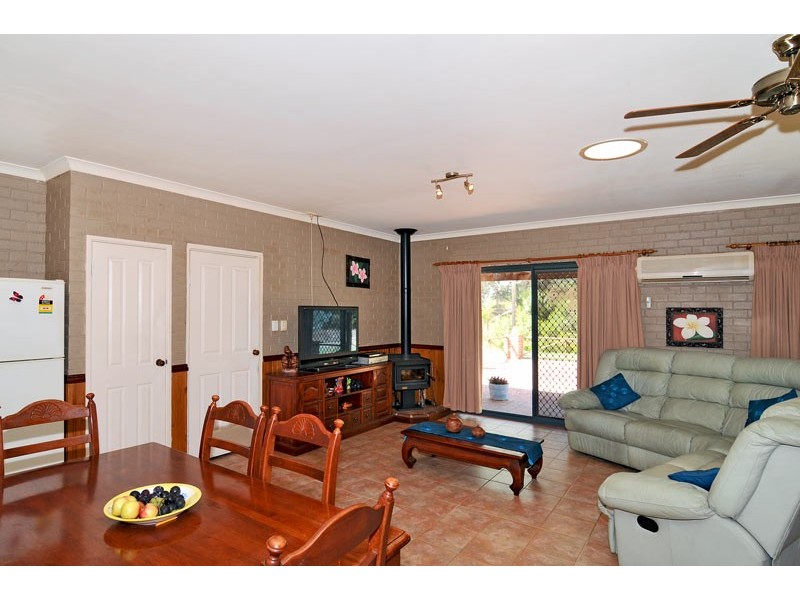 117 Armstrong Hills Drive, Lake Clifton WA 6215