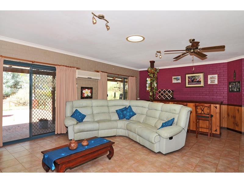 117 Armstrong Hills Drive, Lake Clifton WA 6215