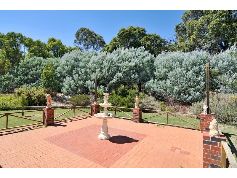 117 Armstrong Hills Drive, Lake Clifton WA 6215