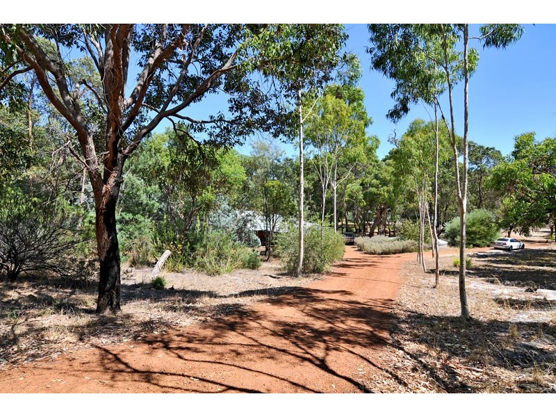 117 Armstrong Hills Drive, Lake Clifton WA 6215