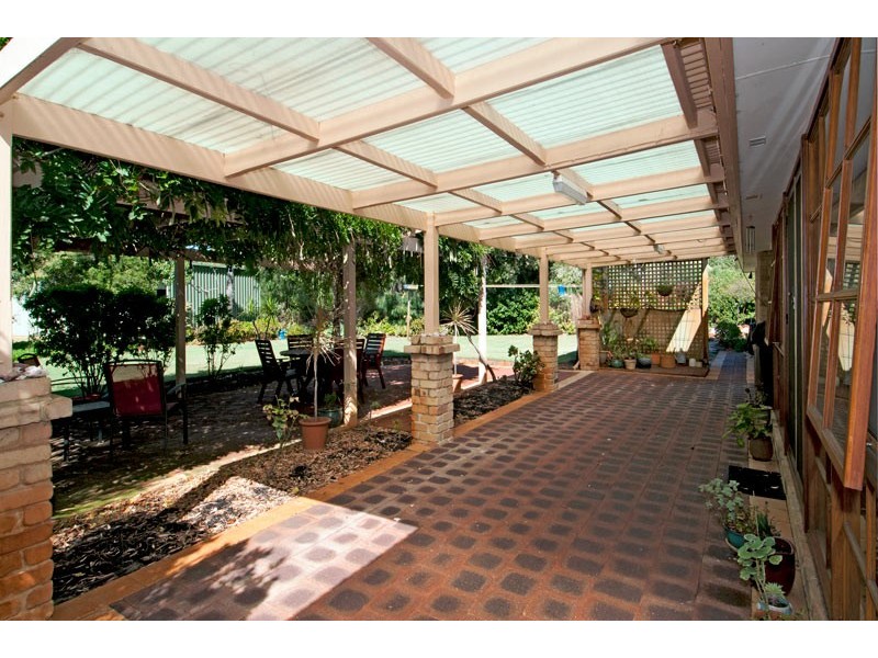 64 Nutbush Avenue, Falcon WA 6210