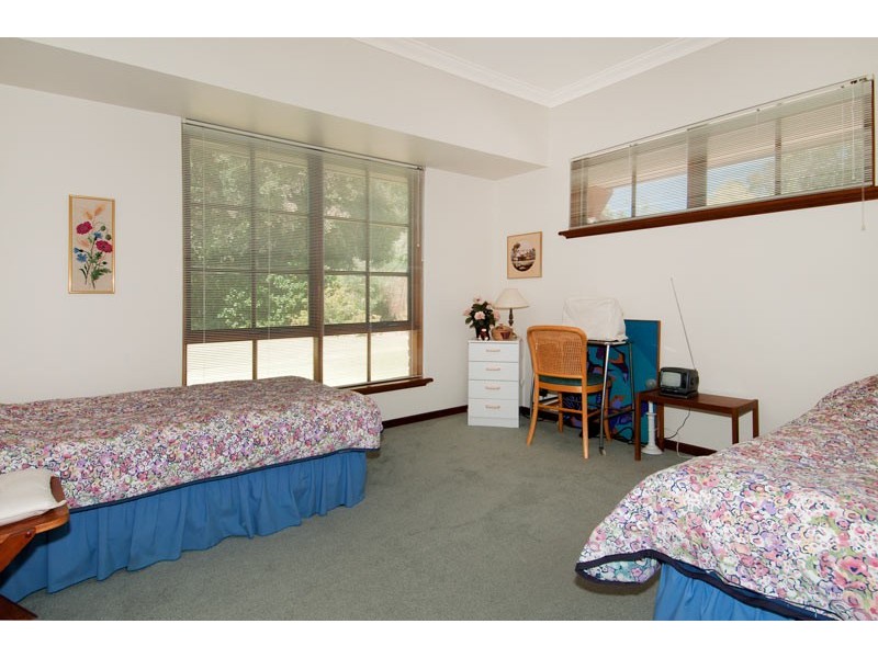 64 Nutbush Avenue, Falcon WA 6210