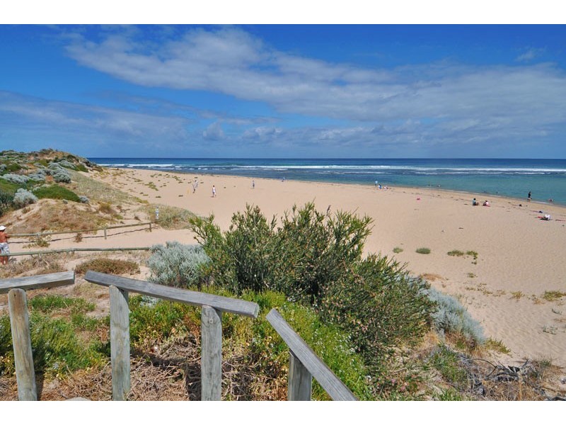 5 Ensign Way, Wannanup WA 6210