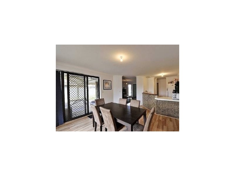 19 Adare Place, Coodanup WA 6210