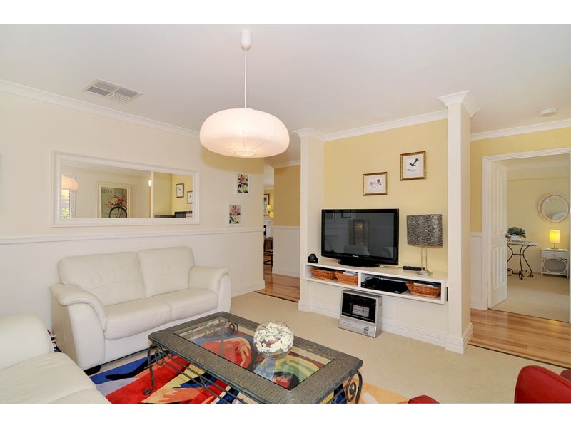 42 Enterprise Avenue, Falcon WA 6210
