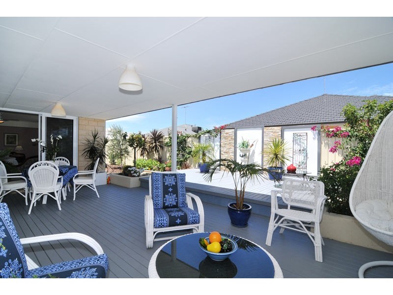 42 Enterprise Avenue, Falcon WA 6210