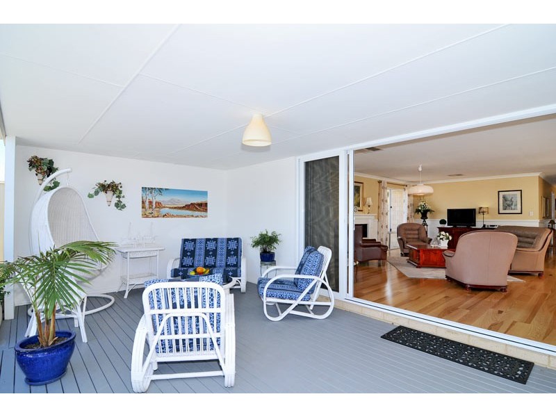 42 Enterprise Avenue, Falcon WA 6210