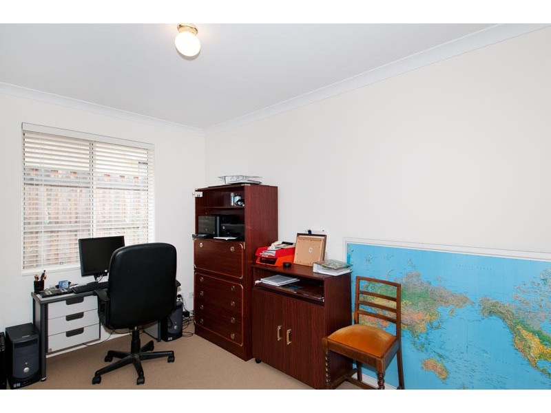8 Onslow Court, Erskine WA 6210