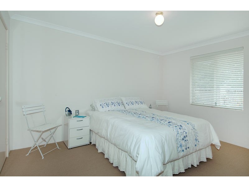 8 Onslow Court, Erskine WA 6210