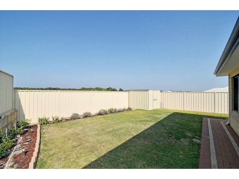 5 Cranbrook Crescent, Dawesville WA 6211