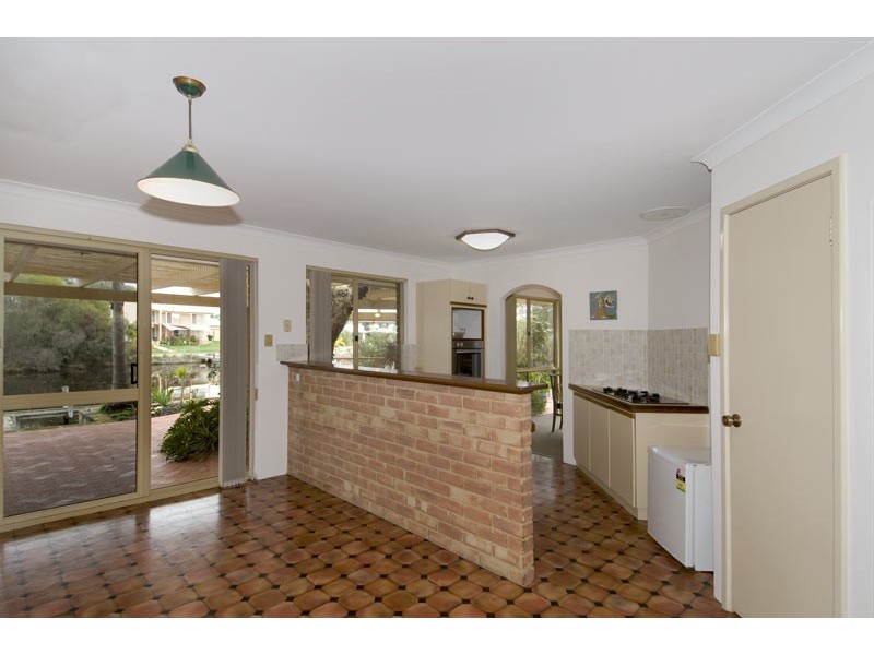 4 Egret Place, South Yunderup WA 6208