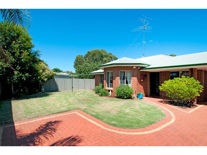 2/14 Cox Street, Mandurah WA 6210