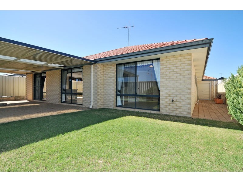 15 Vlamingh Gate, Dudley Park WA 6210