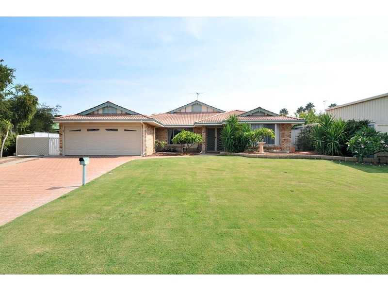 2 Turnberry Close, Meadow Springs WA 6210