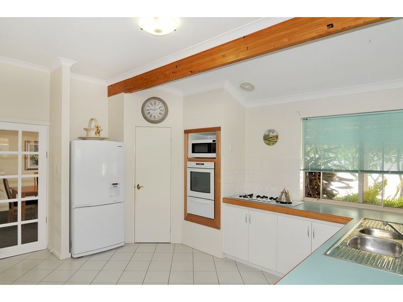 2 Turnberry Close, Meadow Springs WA 6210