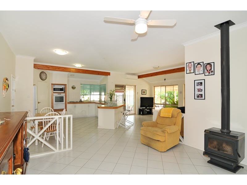 2 Turnberry Close, Meadow Springs WA 6210