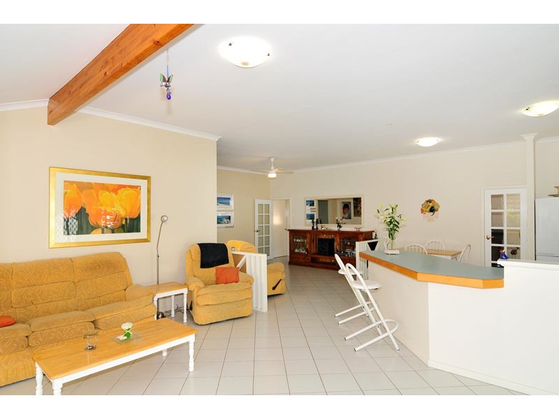 2 Turnberry Close, Meadow Springs WA 6210