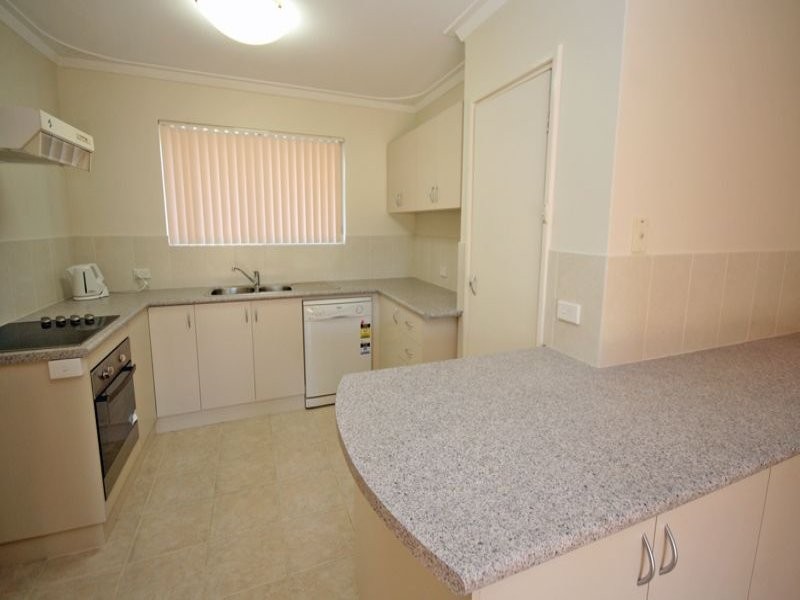 27 Sievewright Street, Silver Sands WA 6210