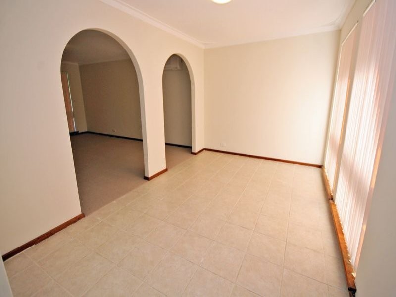 27 Sievewright Street, Silver Sands WA 6210