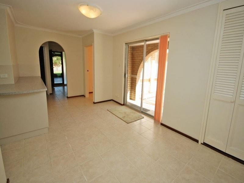 27 Sievewright Street, Silver Sands WA 6210