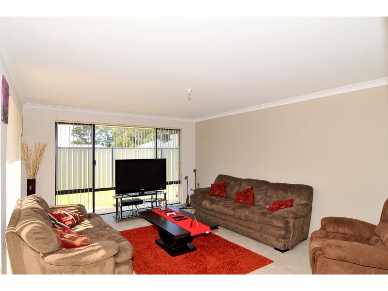 13 Moonbrook Way, Meadow Springs WA 6210