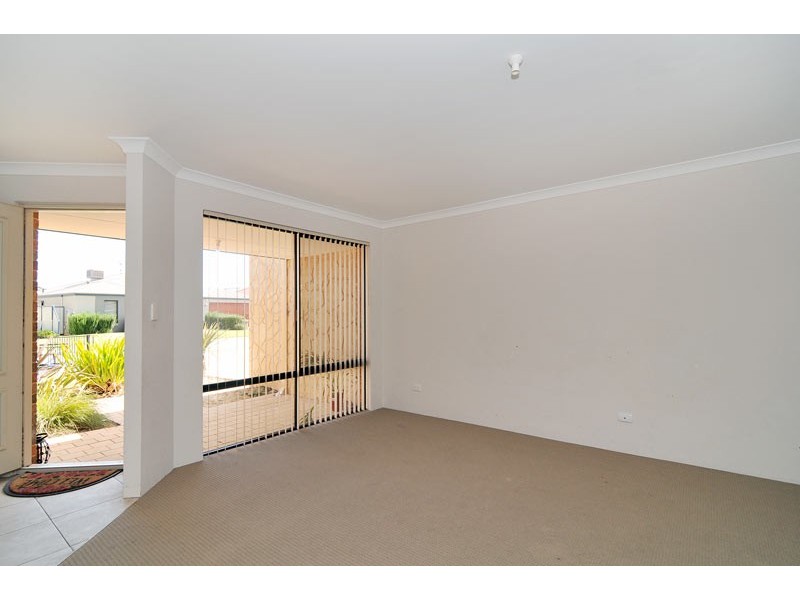 13 Moonbrook Way, Meadow Springs WA 6210