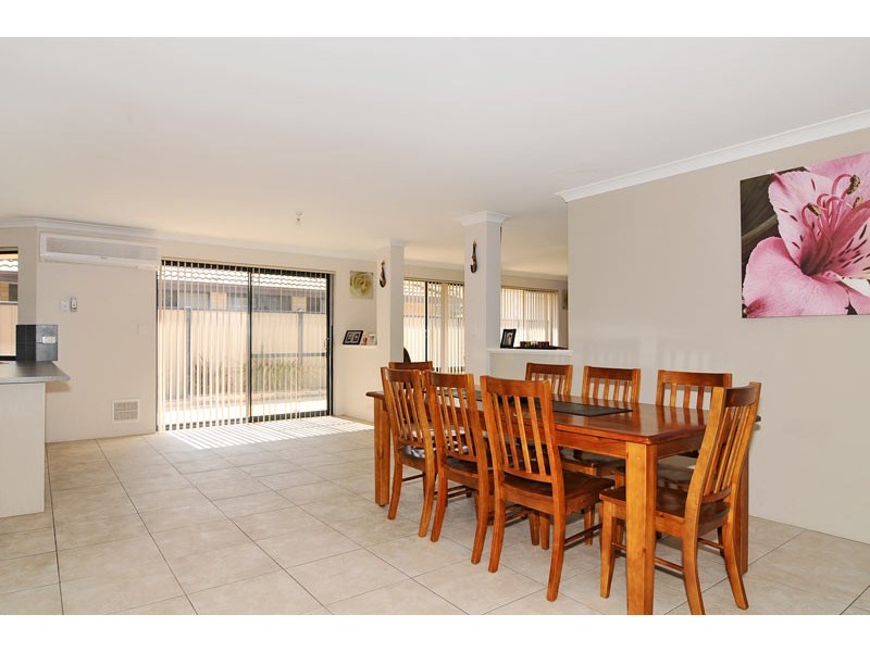 13 Moonbrook Way, Meadow Springs WA 6210