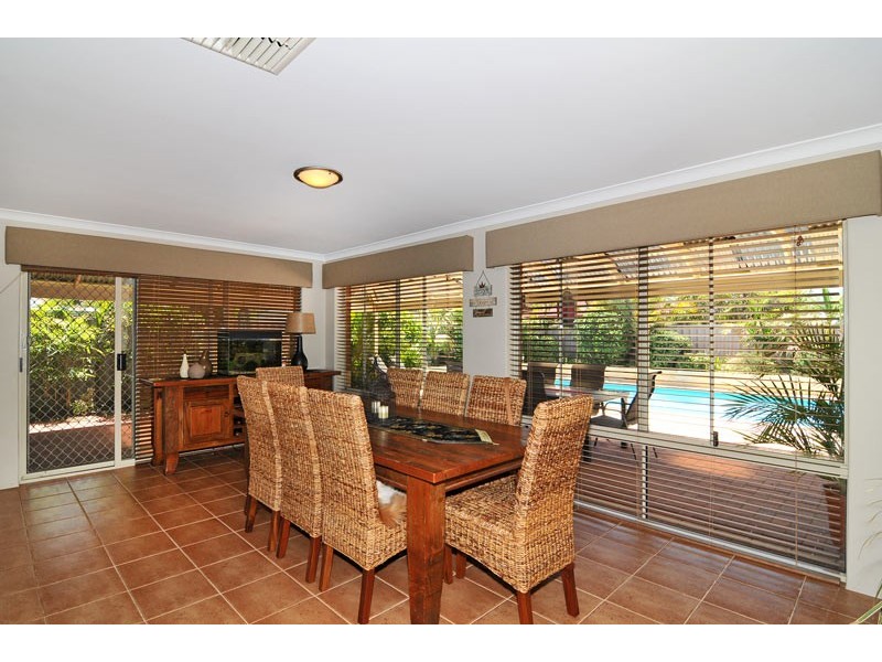 3 Lambourne Place, Halls Head WA 6210