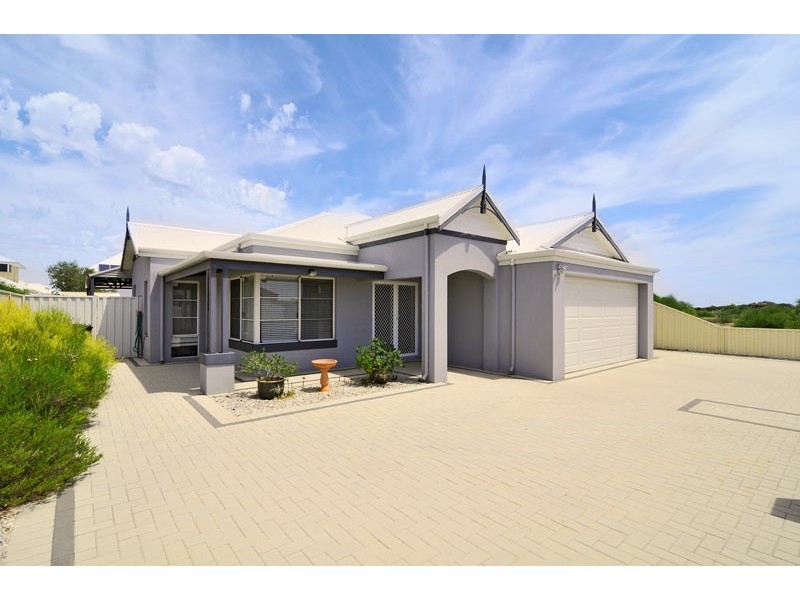 10 George Hibbert Road, Madora Bay WA 6210