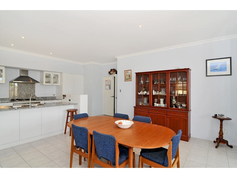 10 George Hibbert Road, Madora Bay WA 6210