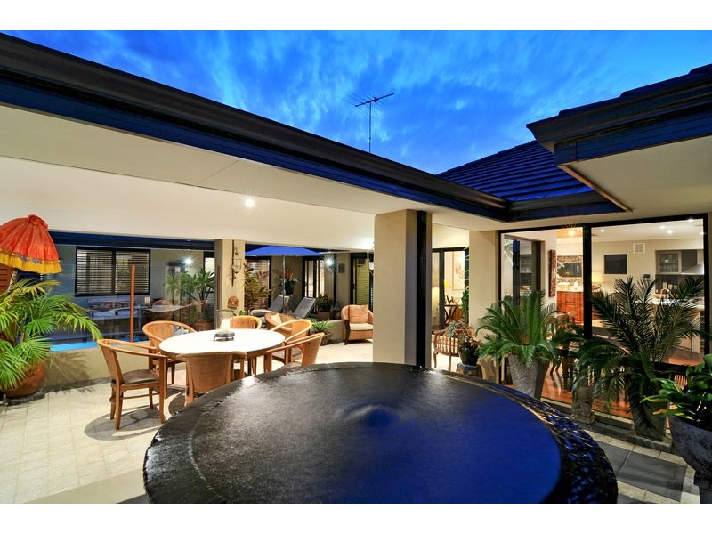 31 Rialto Place, Halls Head WA 6210