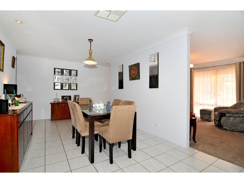 5A Ardmore Court, Meadow Springs WA 6210