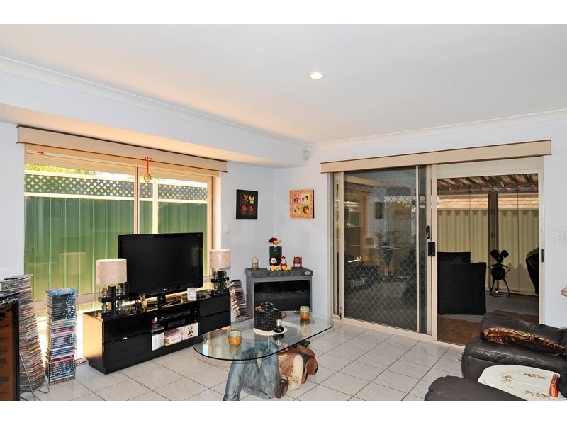 5A Ardmore Court, Meadow Springs WA 6210