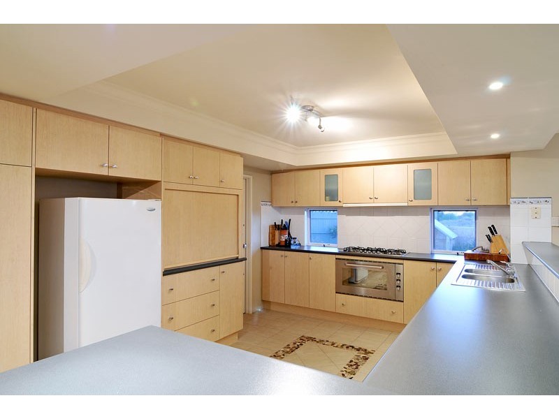 28 Hideaway Cove, Halls Head WA 6210