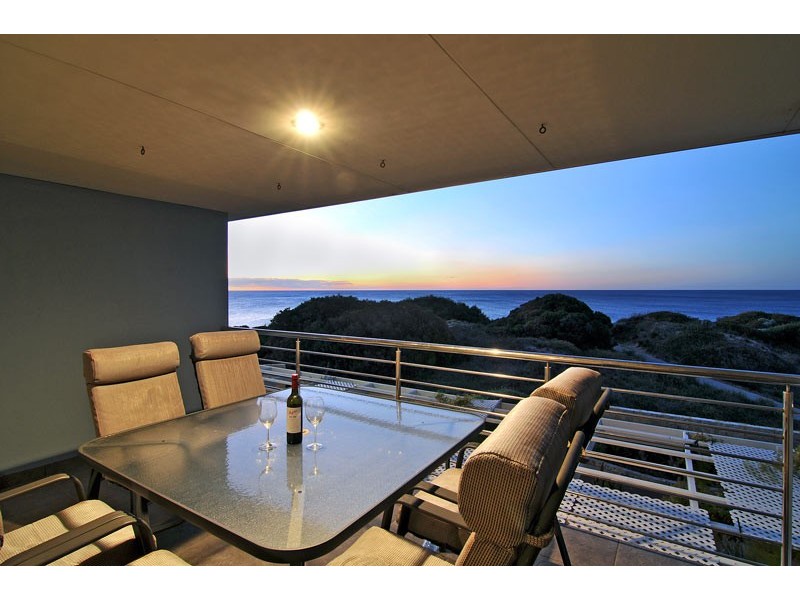 28 Hideaway Cove, Halls Head WA 6210