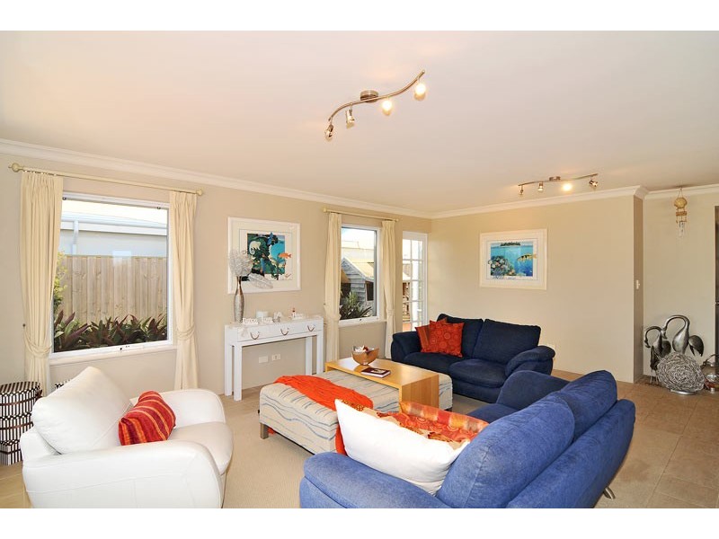 28 Hideaway Cove, Halls Head WA 6210