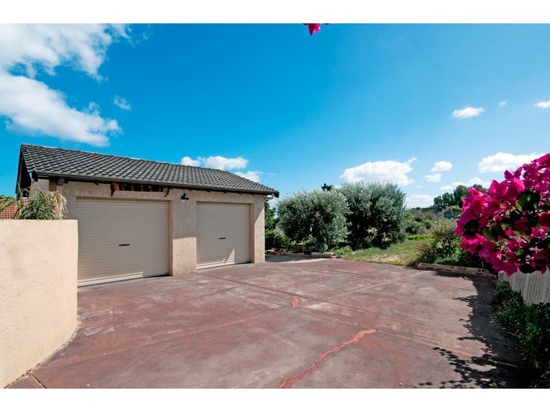 4 Rowena Street, Falcon WA 6210