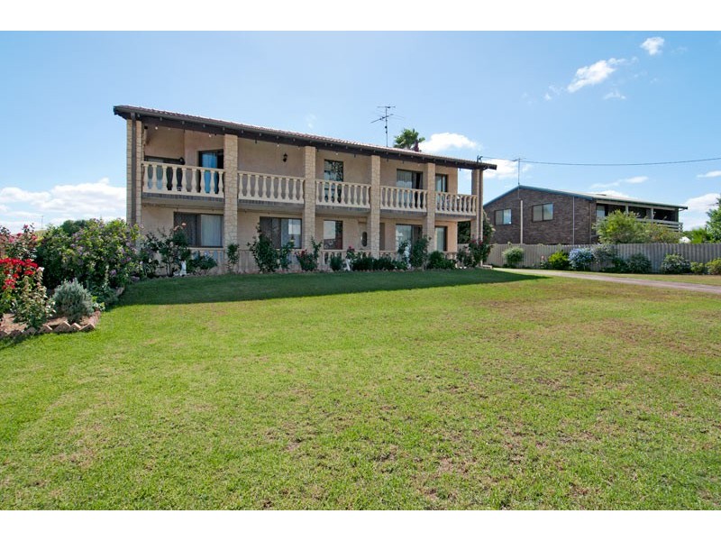 4 Rowena Street, Falcon WA 6210