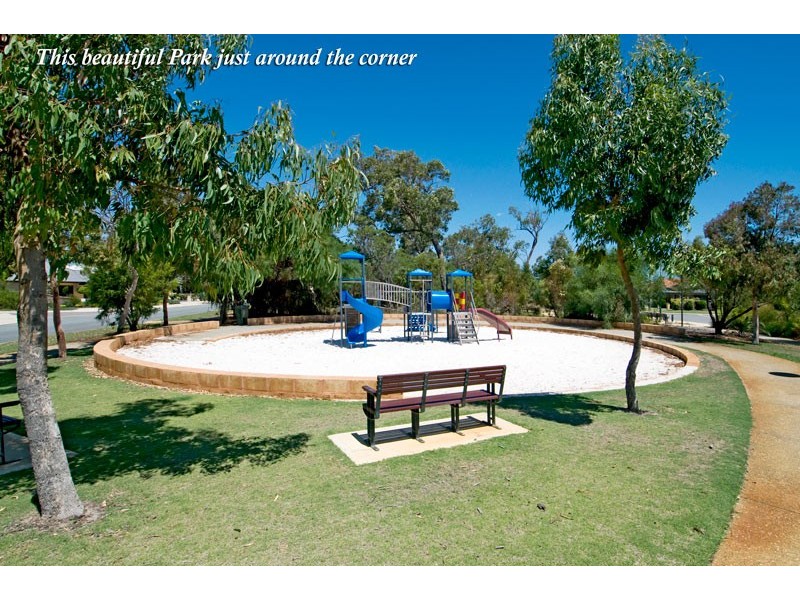 7 Bertha Loop, Dudley Park WA 6210