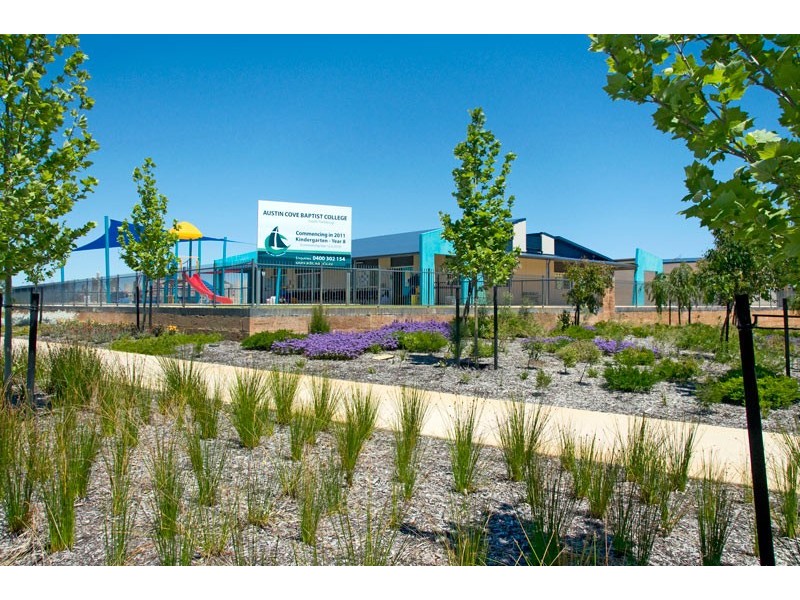 4 Bailey St, South Yunderup WA 6208