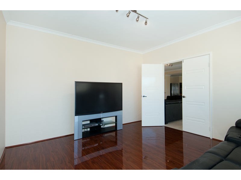 6 Anglesea Way, Madora Bay WA 6210