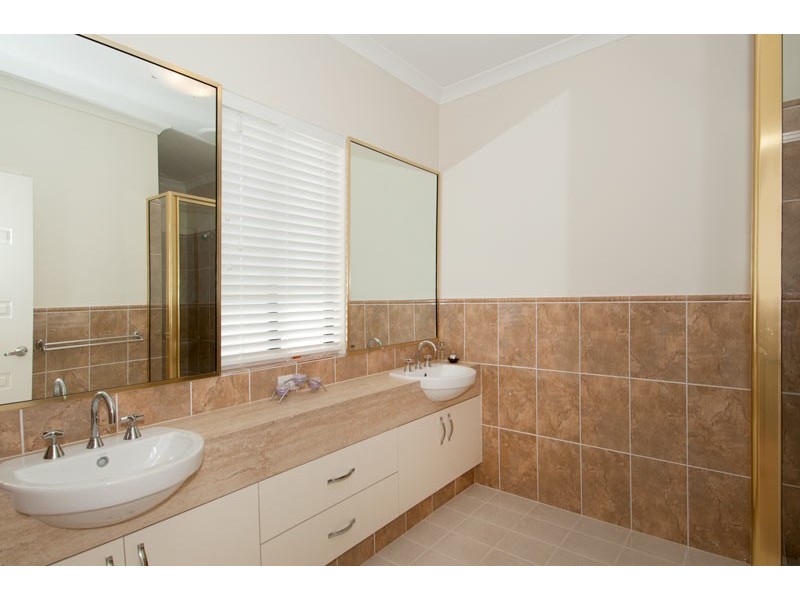 6 Anglesea Way, Madora Bay WA 6210
