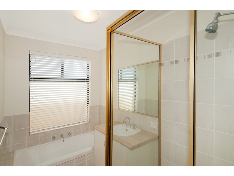 6 Anglesea Way, Madora Bay WA 6210