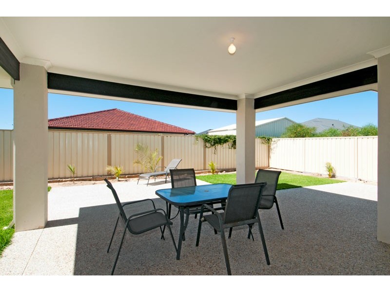 6 Anglesea Way, Madora Bay WA 6210