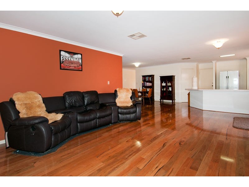 78 Midsummer Circle, Pinjarra WA 6208