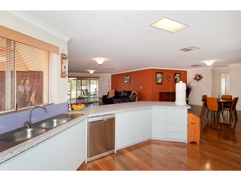 78 Midsummer Circle, Pinjarra WA 6208