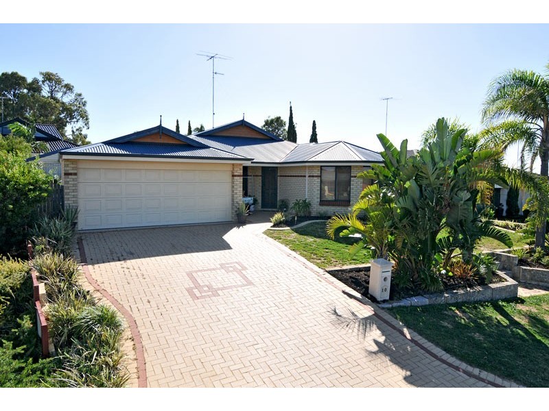10 Rosebud Place, Halls Head WA 6210