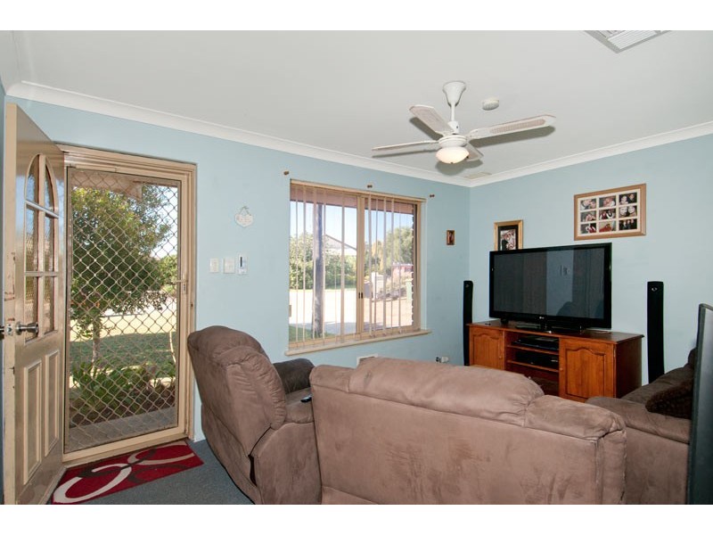 1 Dundas Place, Greenfields WA 6210